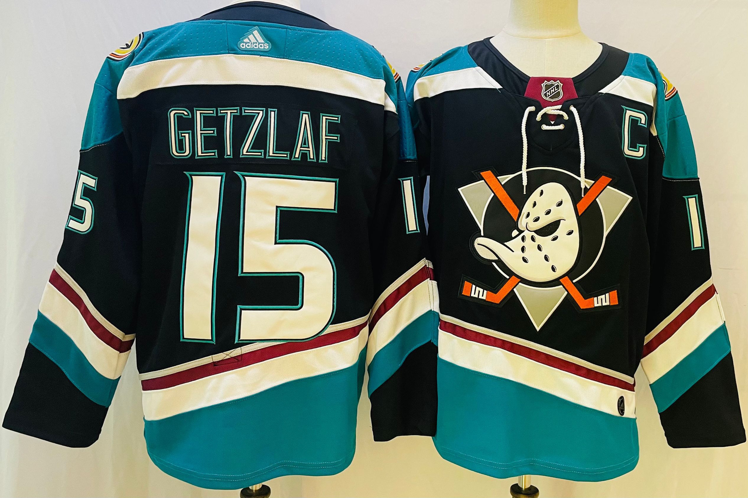 Men Anaheim Ducks #15 Getzlaf Black Throwback 2022 Adidas NHL Jersey->anaheim ducks->NHL Jersey